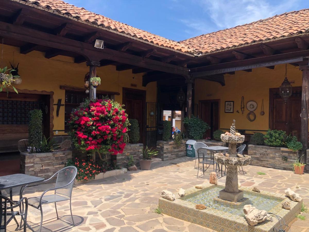 Hotel Quinta Angelica マサミトラ エクステリア 写真